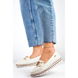 Mocassins ajourés femme confortables et élégants, chaussures ajourées blanches 4