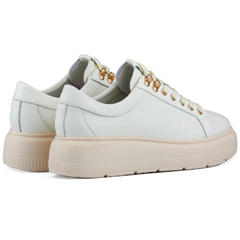 Chaussures femme en cuir beige avec lacets sur la plateforme 1