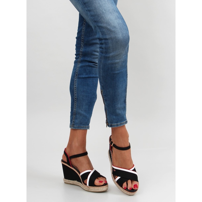 Sandales compensées Tomy 1234 noir 1