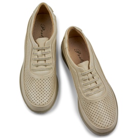 Chaussures femme beiges confortables avec élastique 1