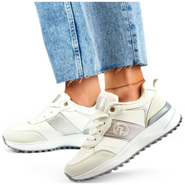 Baskets blanches pour femmes confortables pour un usage quotidien 3