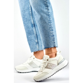 Baskets blanches pour femmes confortables pour un usage quotidien 4