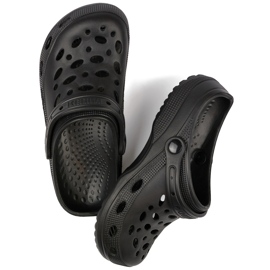 Tongs Crocs noires 2