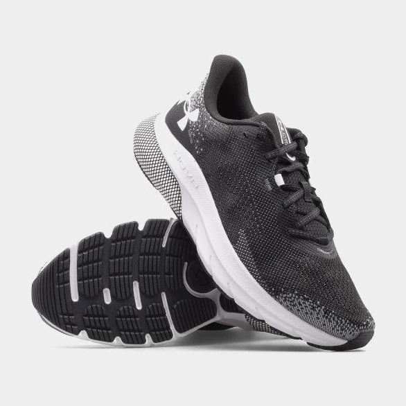 Chaussures Under Armour Turbulence 2 3026520-001 le noir 1