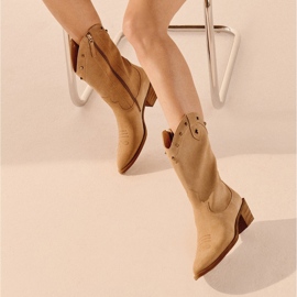 Marco Shoes Santiags en daim à jets beige 4