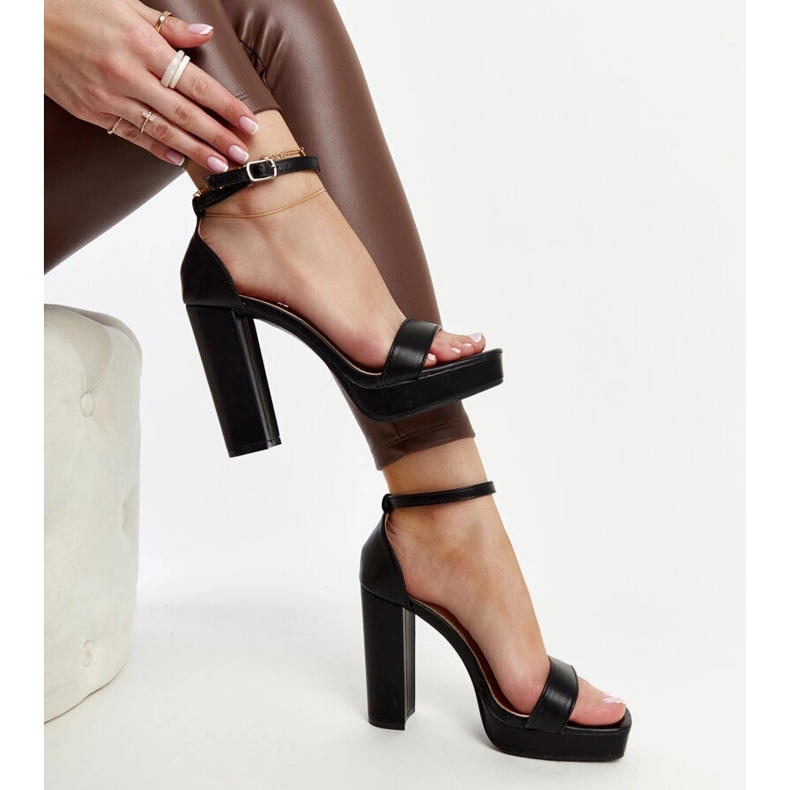 Sandales à talons hauts Nariman noires le noir 1