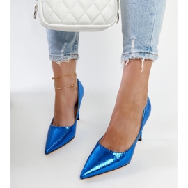 Talons aiguilles bleus vernis 2