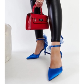 Talons hauts bleus avec un nœud d'Ilaysa 1