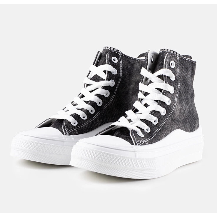 Baskets à plateforme Frederick noires 1