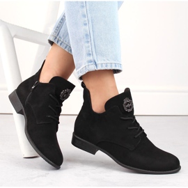 Bottines à talons bas pour femme en daim noir Jezzi ASA142-54 le noir 1