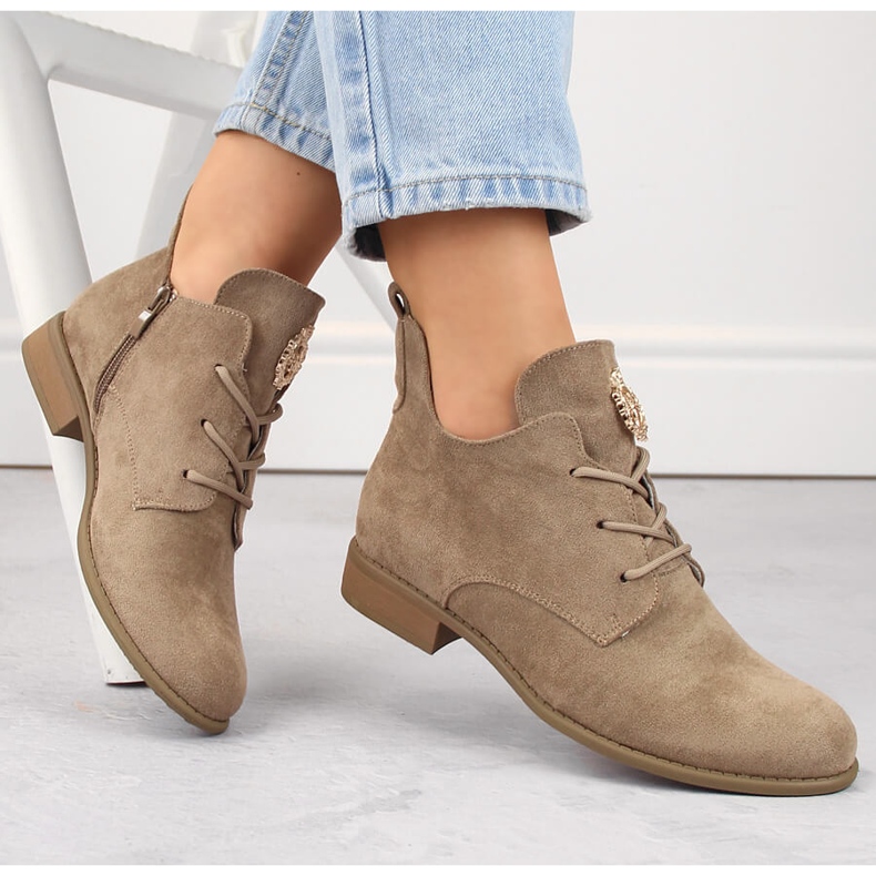 Bottines à talons bas pour femme en daim beige Jezzi ASA142-54 1