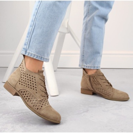 Bottines ajourées à talons bas pour femme en daim, beige Jezzi ASA142-45 2