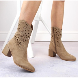 Santiags ajourées femme en daim, beige Jezzi ASA217-7 2