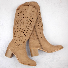 M. DASZYŃSKI Bottines ajourées pour femme en daim à talons hauts, beige M.Daszyński MR2337-7 5