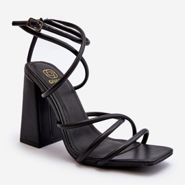 Sandales à talons hauts Josette noires à la mode le noir 4