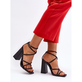 Sandales à talons hauts Josette noires à la mode le noir 8