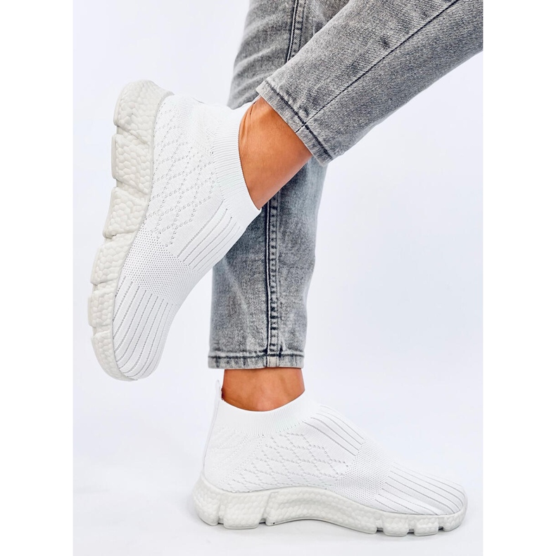 Darts Chaussures de sport chaussettes blanches 2