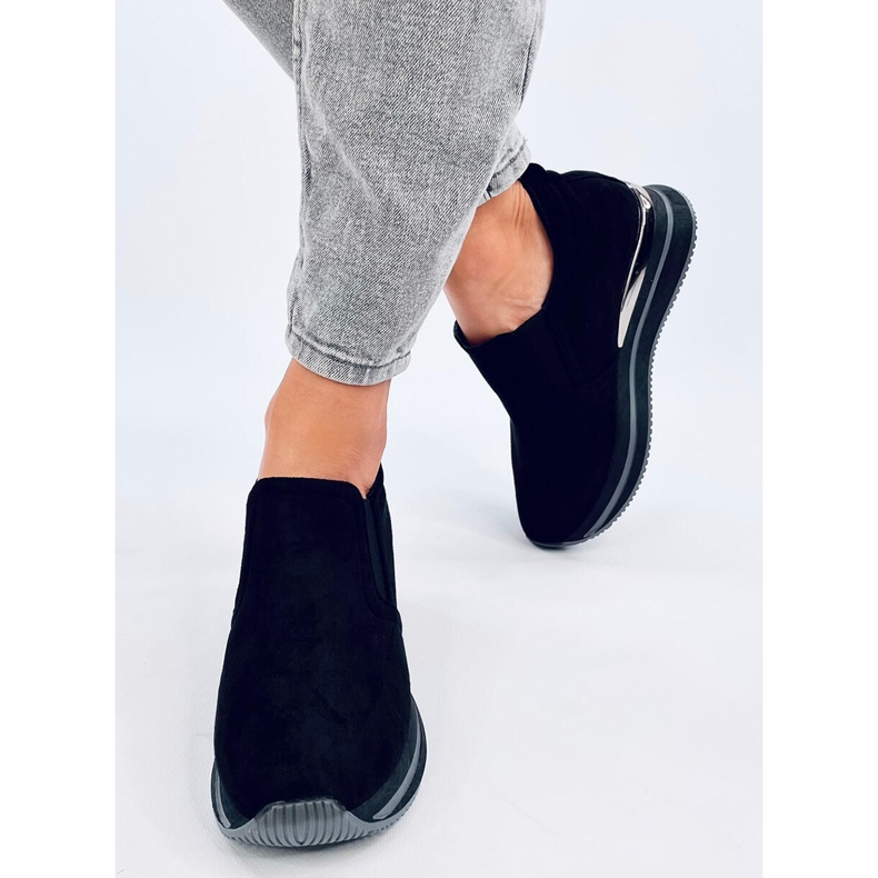 Chaussures compensées cachées Boult noires 1