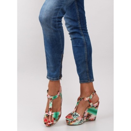 Sandales compensées en satin 903 vert 4