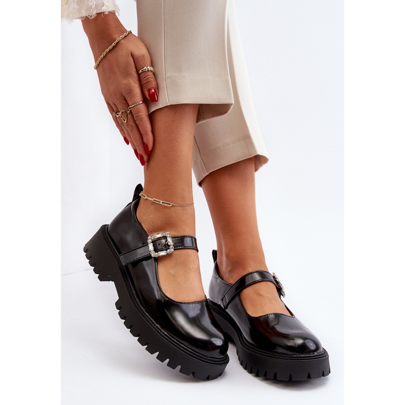 Chaussures en cuir verni pour femme avec boucle décorative, noir Lindnessa 2