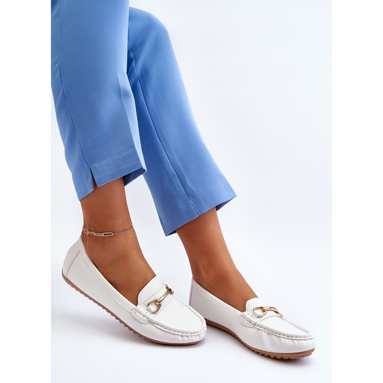 Mocassins classiques pour femmes avec décoration, blanc Ainslee blanche 2 Mocassins classiques pour femmes avec décoration, blanc Ainslee blanche 2