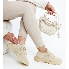 Baskets de sport Roshni beiges 1