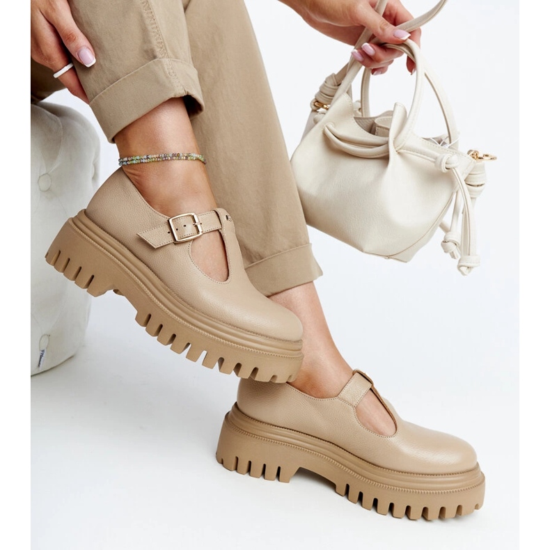 Chaussures Karino en cuir beige foncé 1