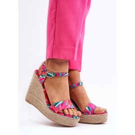 Sandales compensées tressées fuchsia à motifs Anihazra rose 4