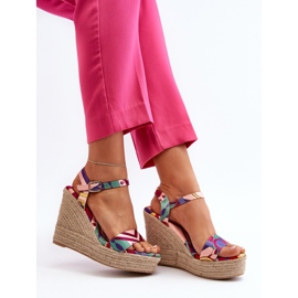 Sandales compensées à motifs en tressé multicolore Anihazra 3