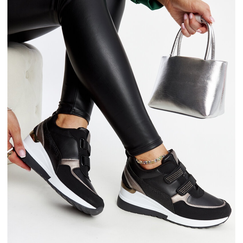 Baskets compensées noires ornées de strass Asmeret 1