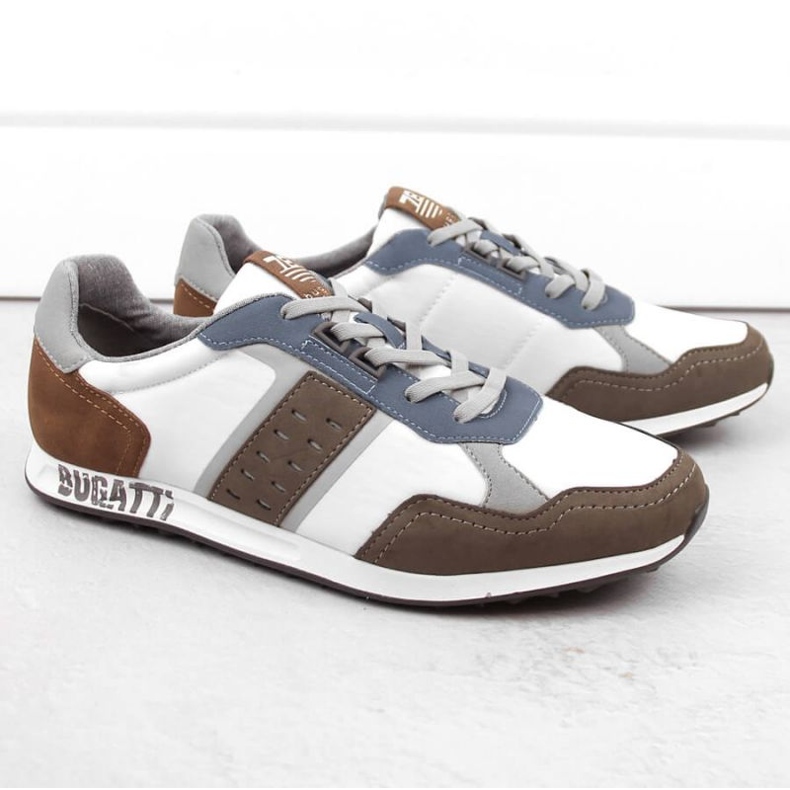 Chaussures de sport en cuir Bugatti INT1975 blanche 1