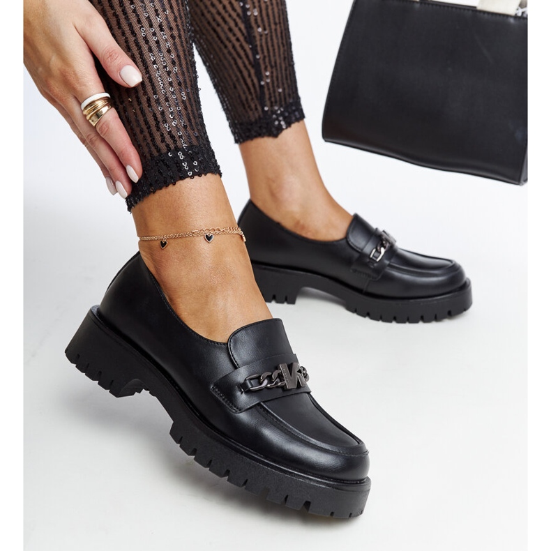 Mocassins noirs avec empiècement en cuir par Vinceza le noir 1