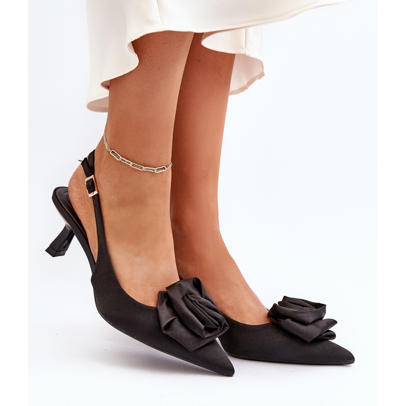 Talons hauts Ozena noirs avec décoration 2