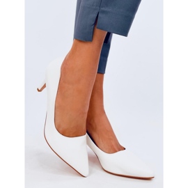 Escarpins à talons bas Greave White blanche 2