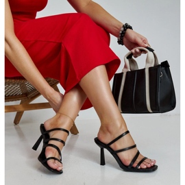 Tongs à talons hauts Semira noires 1