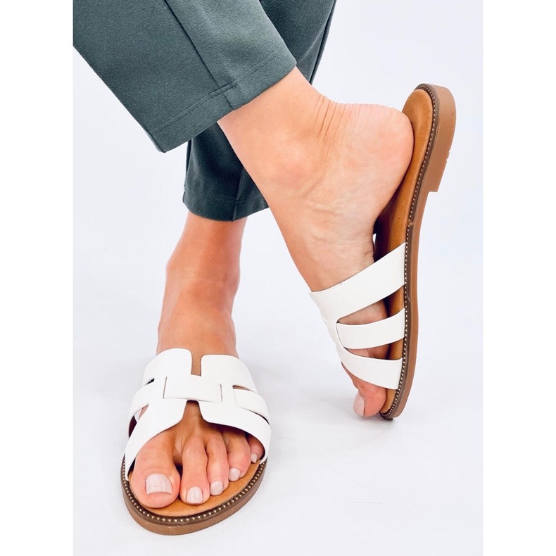 Charnes Tongs femme blanches 2