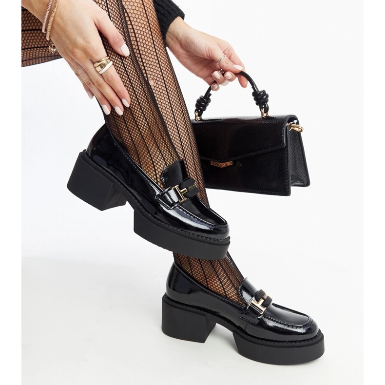 Chaussures à talons hauts vernies noires Vinceza 1