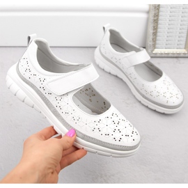 Chaussures femme en cuir ajouré avec velcro, blanc Filippo DP6073 1