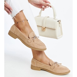 Mocassins beiges avec nœud décoratif par Endike 1