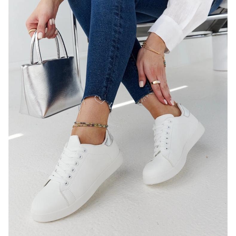 Baskets à plateforme blanches par Hagosa 1