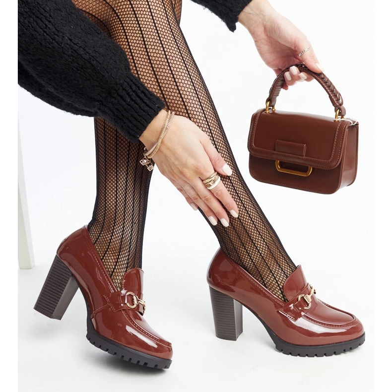 Escarpins à talons vernis marron par Giacoma brun 1 Escarpins à talons vernis marron par Giacoma brun 1