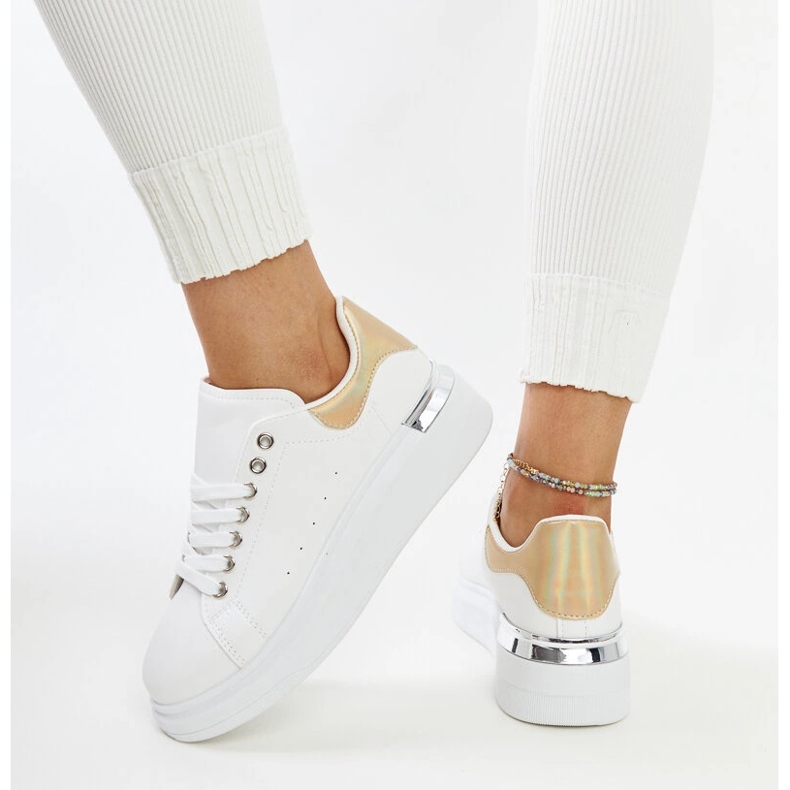 Chaussures de sport blanches avec insert Meriana doré 1