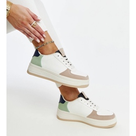 Baskets multicolores sur la plateforme Cvita 1