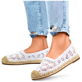 Espadrilles femme en dentelle blanche 2