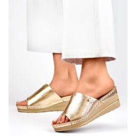 Sandales compensées femme confortables dorées d'or 4