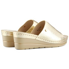 Sandales compensées femme confortables dorées d'or 1