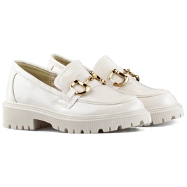 Mocassins femme beige verni 1 Mocassins femme beige verni 1