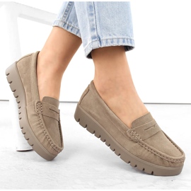 Chaussures en cuir suédé mocassins à enfiler femme beige Filippo DP6045 1