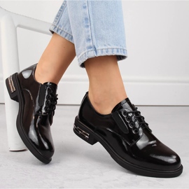 Chaussures richelieu femme en cuir verni noir Filippo DP6189 le noir 1 Chaussures richelieu femme en cuir verni noir Filippo DP6189 le noir 1