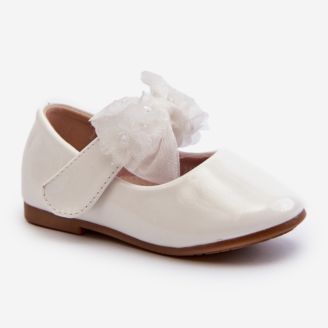 Ballerines enfant en cuir verni avec velcro et nœud, blanc Olessa 1